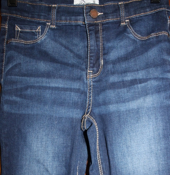 Jordache Teen Super Skinny Jeans - Picture 1 of 6